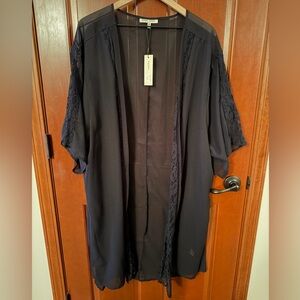 Elegant Black Lace Kimono Cardigan